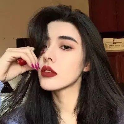 蕾哈娜内衣秀4